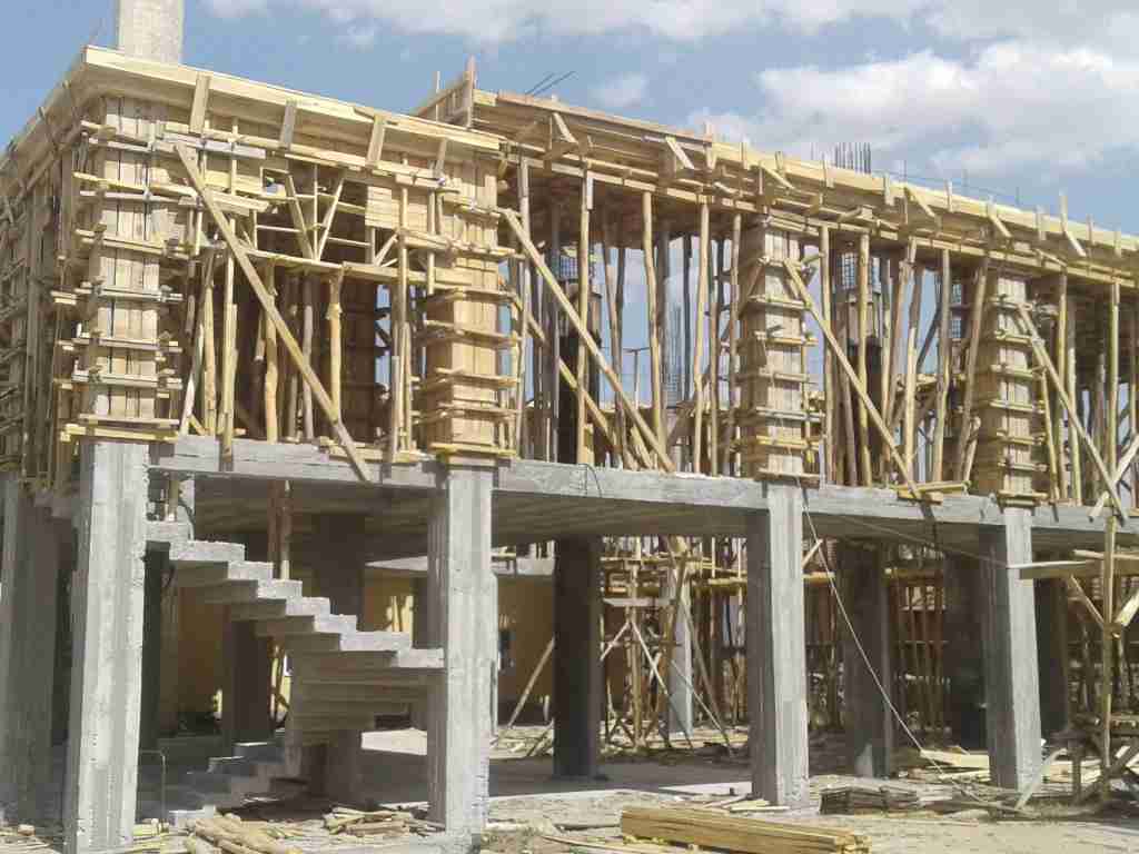 Emirgazi İnşaat Kalıpçısı